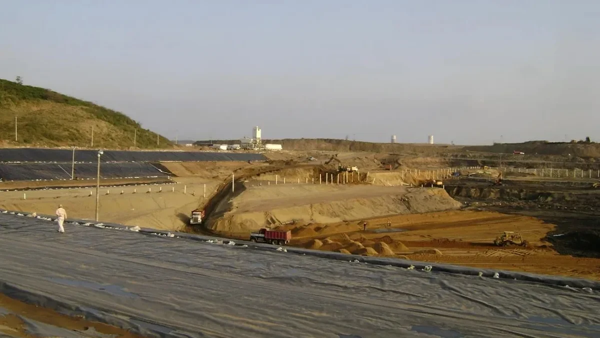 Projeto geotécnico de escavações profundas em Criciúma